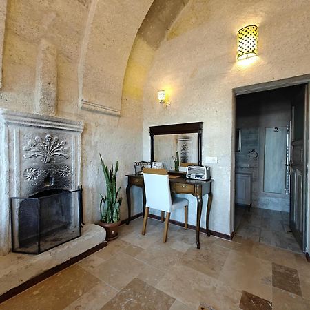 אוצ'יסר Karlik Cave Suite Cappadocia מראה חיצוני תמונה
