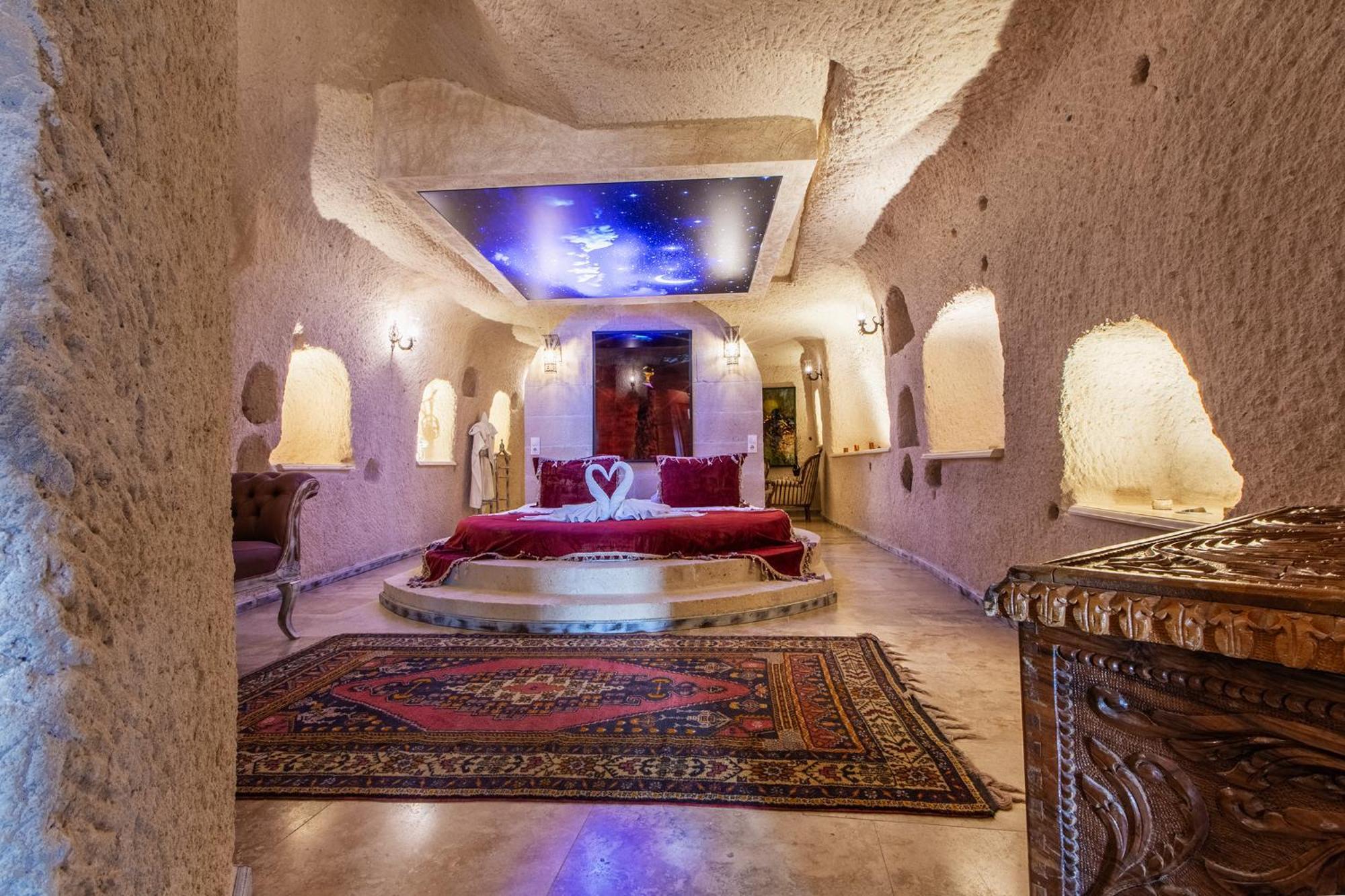 אוצ'יסר Karlik Cave Suite Cappadocia מראה חיצוני תמונה