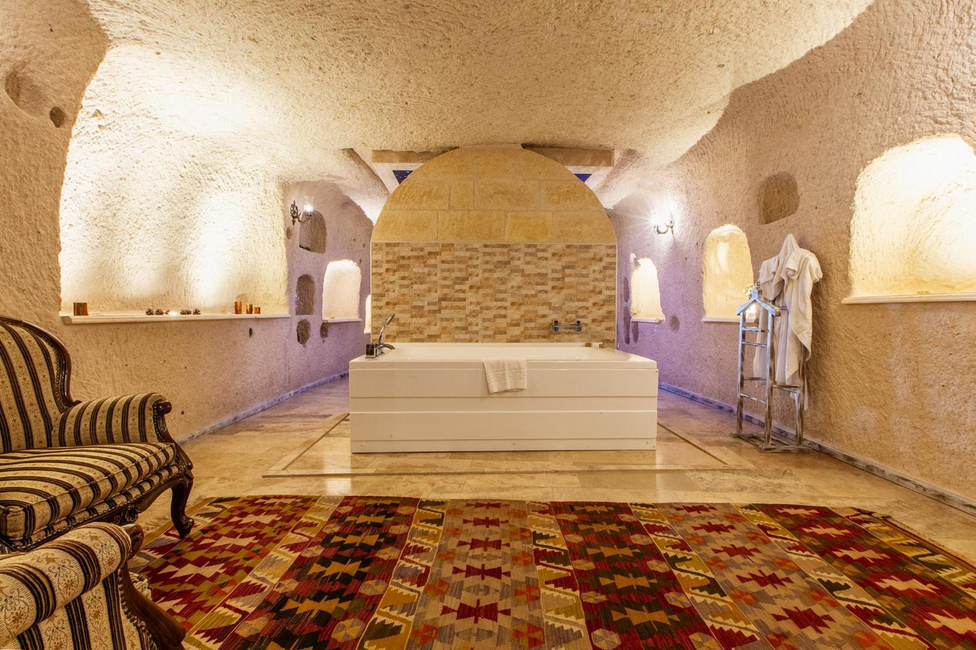 אוצ'יסר Karlik Cave Suite Cappadocia מראה חיצוני תמונה
