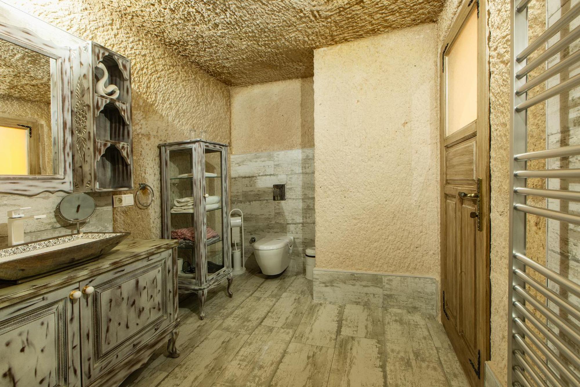 אוצ'יסר Karlik Cave Suite Cappadocia מראה חיצוני תמונה