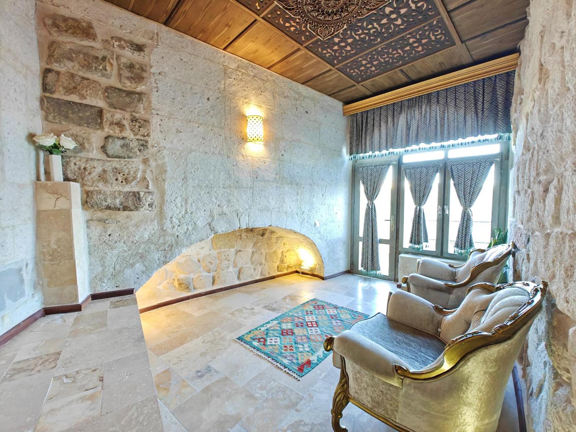 אוצ'יסר Karlik Cave Suite Cappadocia מראה חיצוני תמונה