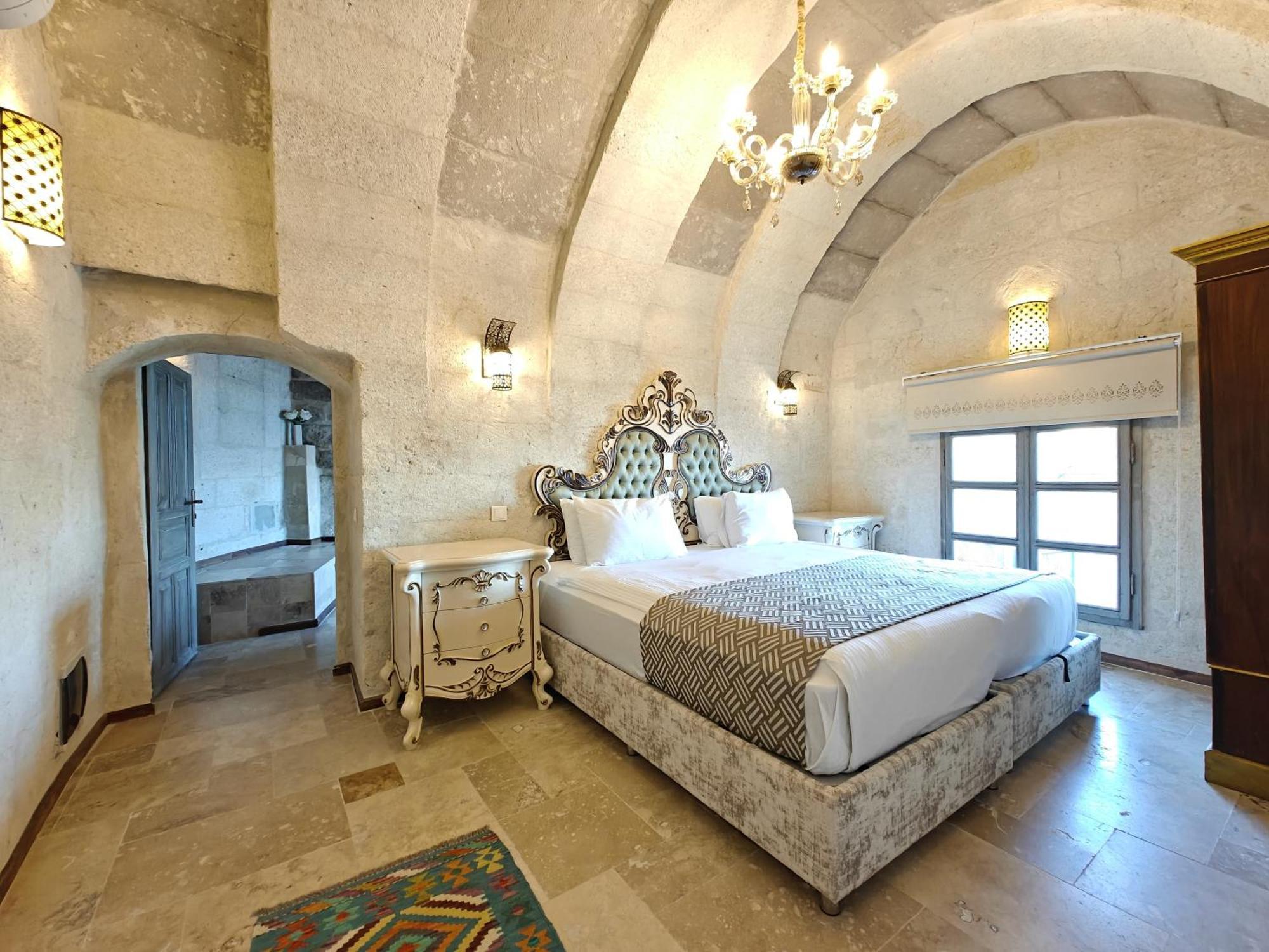 אוצ'יסר Karlik Cave Suite Cappadocia מראה חיצוני תמונה